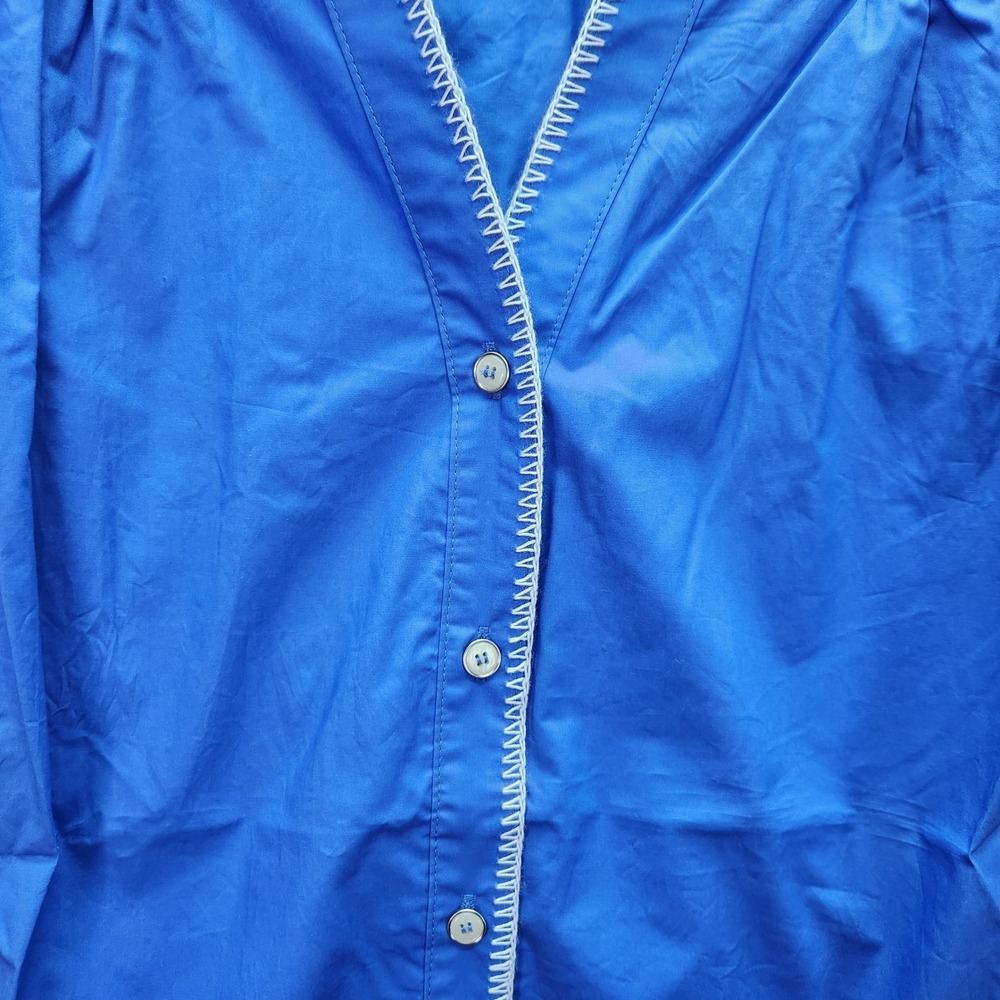 Calessa 2X Cobalt Blue Embroidered Split VNeck 3/4 Sleeve Button Front Shirt New - Picture 5 of 11